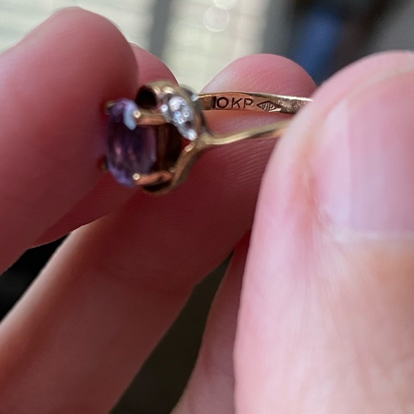 10k yellow gold amethyst and seed diamond ring - Picture 4 of 5